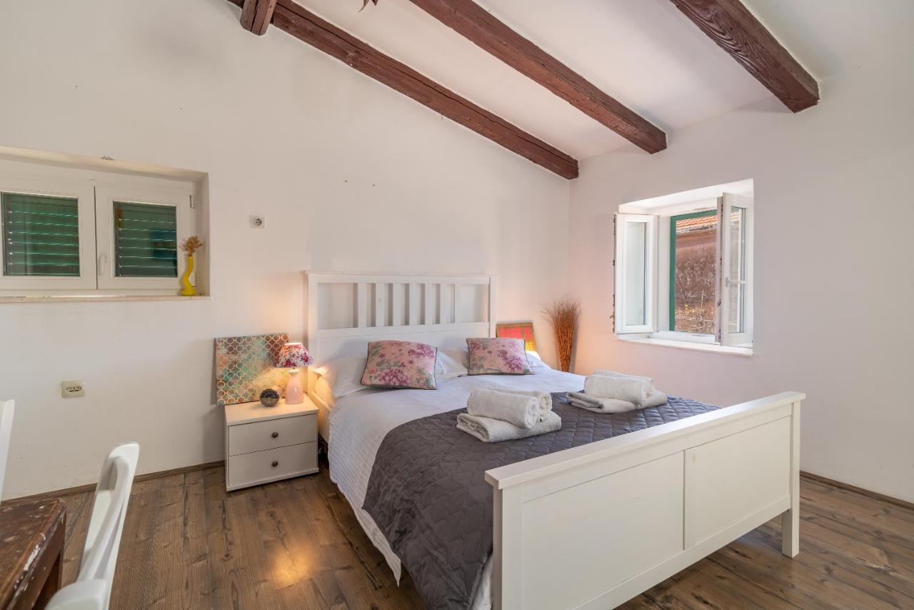 Apartment Ana تروغير المظهر الخارجي الصورة